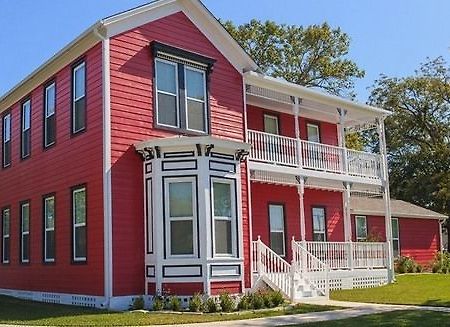 Red Velvet Inn Navasota Eksteriør bilde